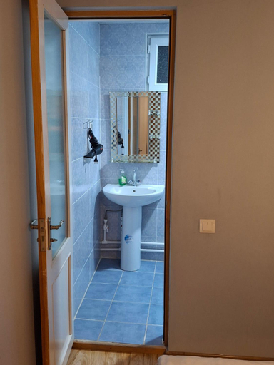 Bathroom 4, Andranik B&B