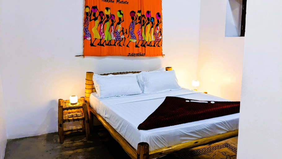 Others 3, Charming Zanzibar Apartment Modern Comfort in Stone Town, Mjini