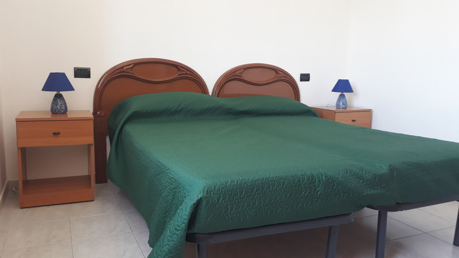 Others 5, Charming Holiday Home Near The Beach With A Terrace Parking Available, Pets, Lecce