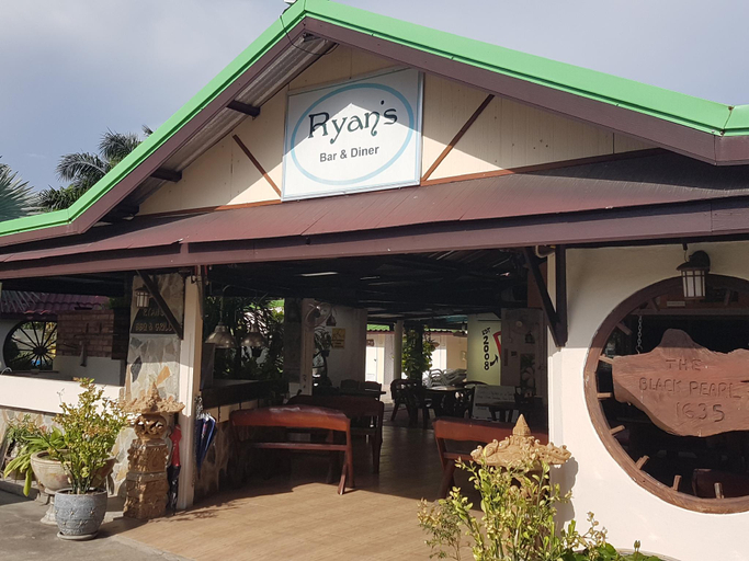 Others 1, Ryans Resort, Phrasat