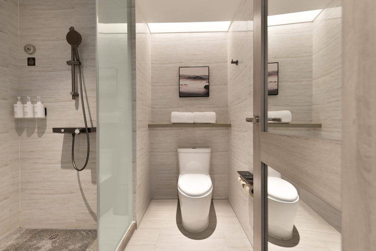 Bathroom 2, Atour Hotel Xi'an Gaoxin Keji Road Metro Station, Xi'an