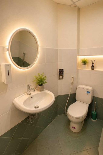 Bathroom 3, YT Hotel & Hostel Vientiane, Vientiane