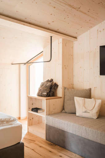 Bedroom 3, Hotel Kompatscherhof, Bolzano
