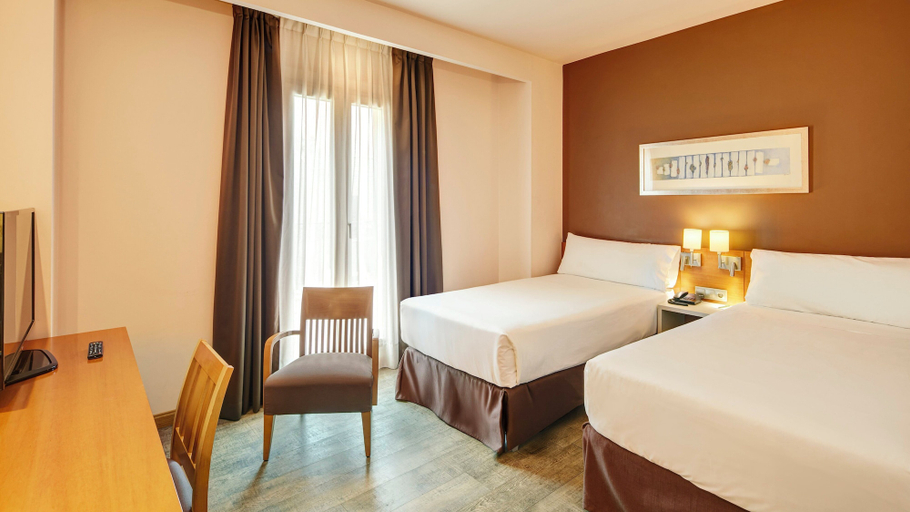 Bedroom 3, Hotel Sercotel Alcalá 611, Madrid