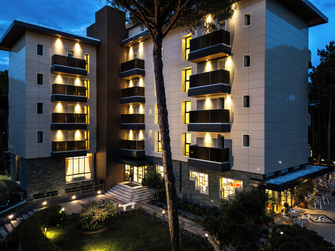 Exterior & Views 2, Hotel Meridianus, Udine