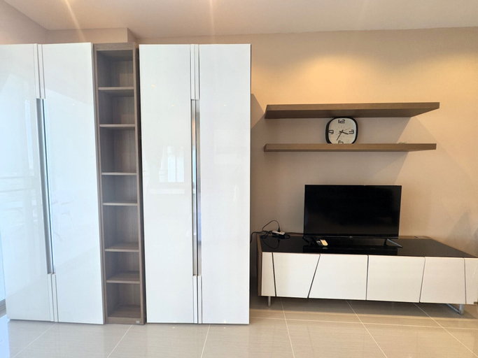 Room amenity, Sea View Studio With Large Balcony at View Talay 5D, Pattaya