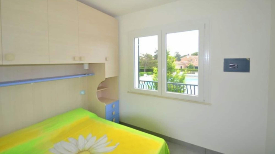 Room 2, Terraced House With Private Garden, Venezia