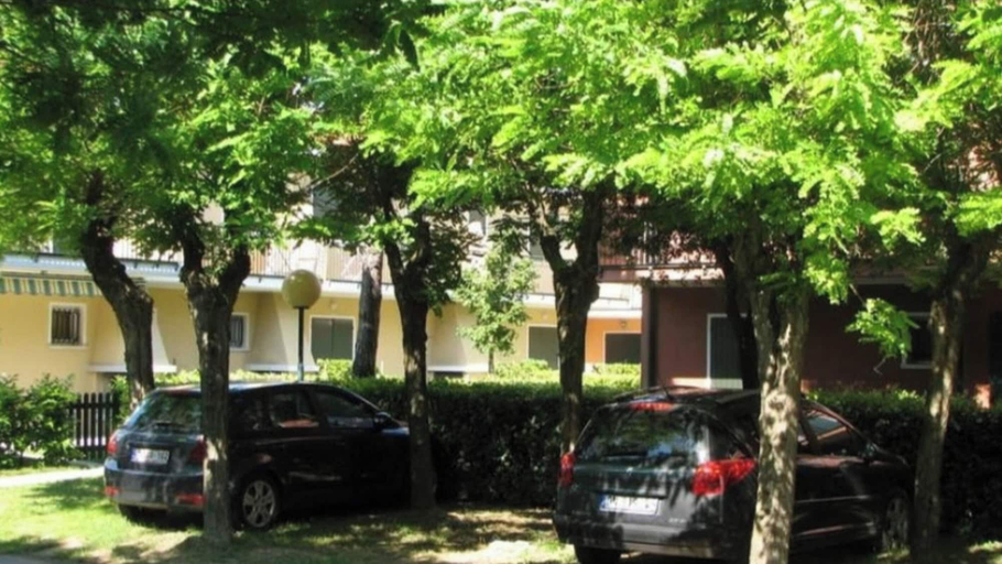 Parking, Terraced House With Private Garden, Venezia