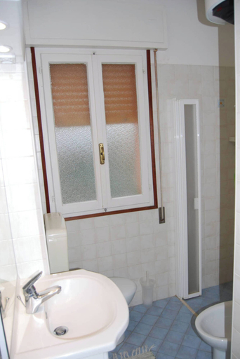 Bathroom 3, Relax Just 150 m From the Beach - Beahost, Venezia