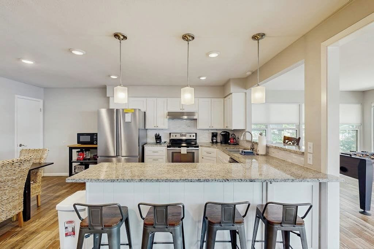 Private kitchen 4, Dog-friendly Lakefront Home With Private Sundeck, Burnet