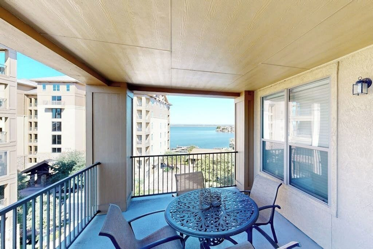 Terrace/patio, Hill Country Corner Condo at The Waters - Central AC, Lake Views & Pool, Llano