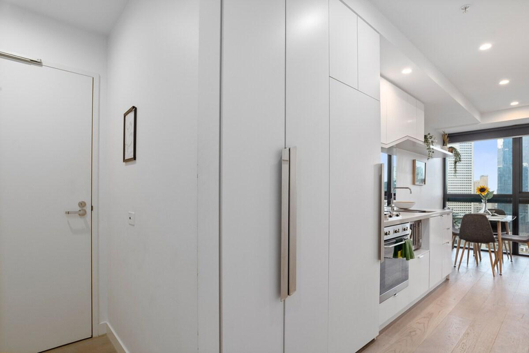 2, A Comfy & Stylish Apt Near Melbourne Central & QV, Melbourne