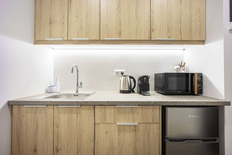 Private kitchen 2, Generous Studio Syntagma l Worn Entrance, Attica