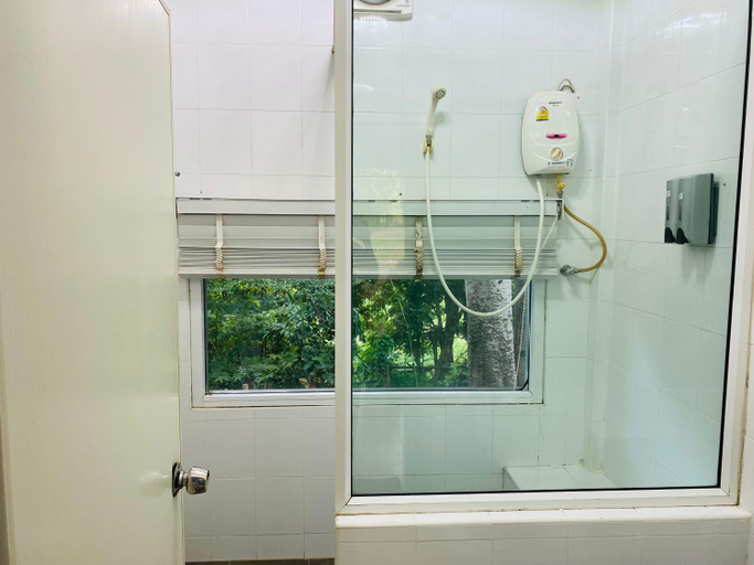 Bathroom 3, Saiyok River House, Sai Yok