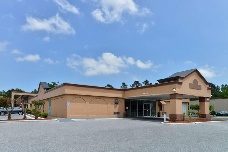 Exterior & Views 2, Studio 6 Suites Pocomoke City, MD, Worcester
