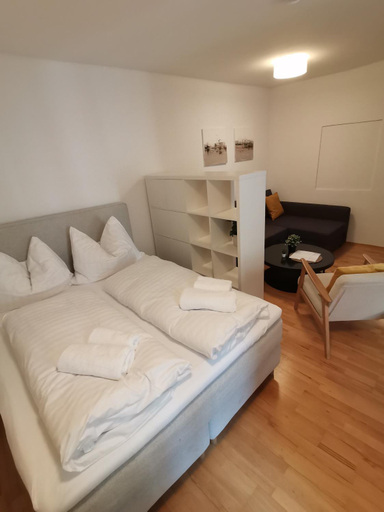 Bedroom 5, City Center Golden Roof 5, Innsbruck