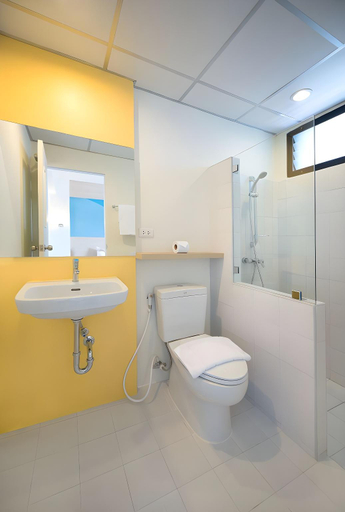 Bathroom 4, HOP INN Ubon Ratchathani, Muang Ubon Ratchatani