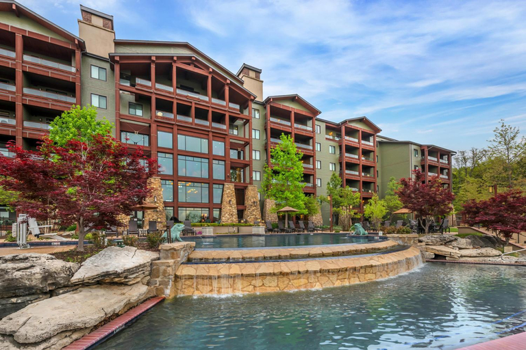 Exterior view 2, Hilton Grand Vacations Club Long Creek Ridgedale, Taney