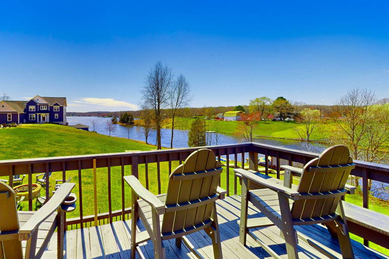 View from room 3, Updated Lakefront Home & Studio With Water Views, hot Tub, Dock & Game Room, Spotsylvania