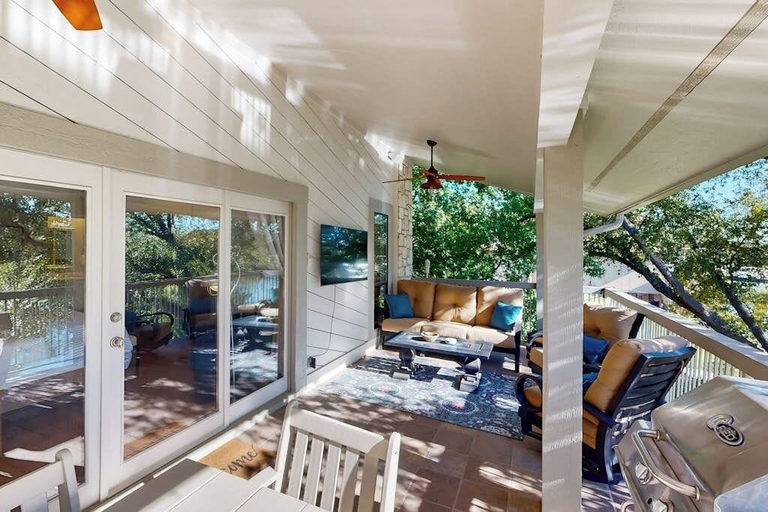 Outdoor dining 5, Waterfront, Dog-friendly Home With Lake Views, Private Boat Lift & Dock, Llano
