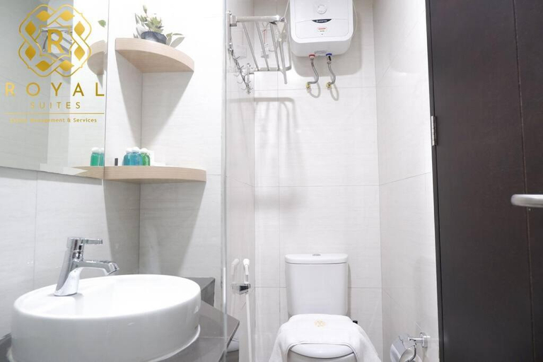 Bathroom 3, Royal Suites Studio 18ZY - Citra Plaza Nagoya Apartment, Batam