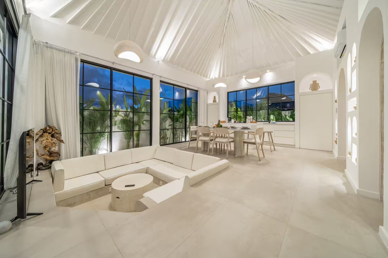 Living area, White Shell Villa 1, Badung