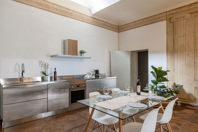 In-room dining 3, Appartamento Reale, Arezzo