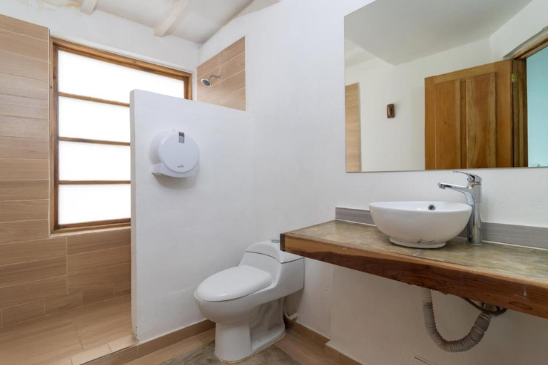 Bathroom 4, Hotel Sansiraka Suites By GEH Suites, Santa Marta (Dist. Esp.)