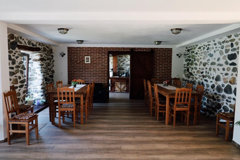 Food & Drinks, Casa de Piatra, Porumbacu De Jos