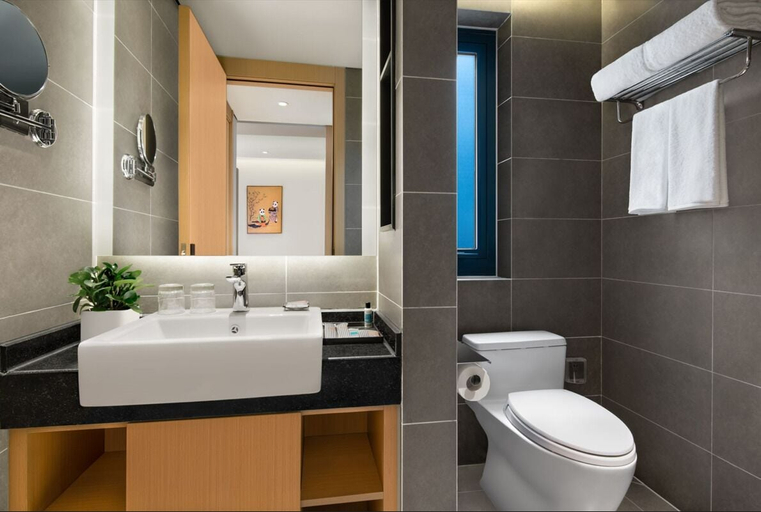 Bathroom 4, Citadines Gaoxin Chengdu, Chengdu