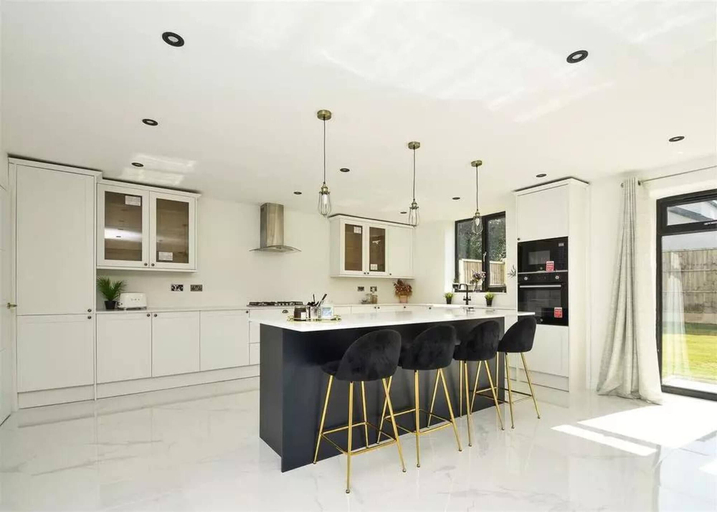 Interior 4, Glams Beautiful Luxury Home, Wolverhampton