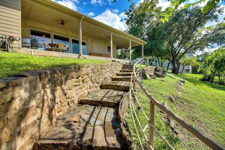Exterior detail, Arva's Retreat, Burnet