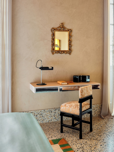 Room 5, Experimental Roma, Roma