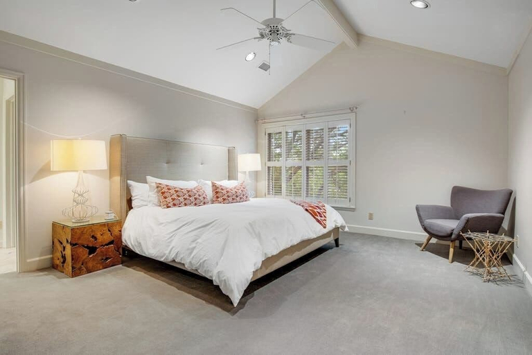 View from room, Inviting Waterfront Home With Pool, Patio, Fireplace, W/d, & Dog-friendly, Kerr