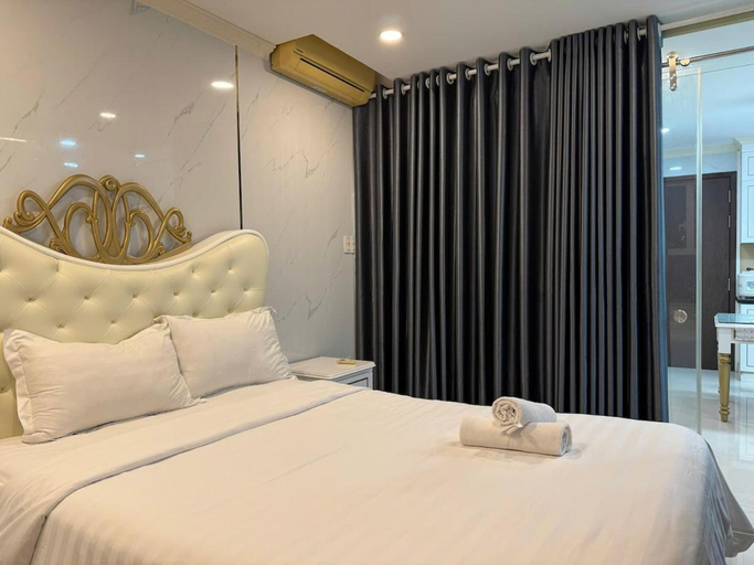 Bedroom 2, Sunrise city, District 7