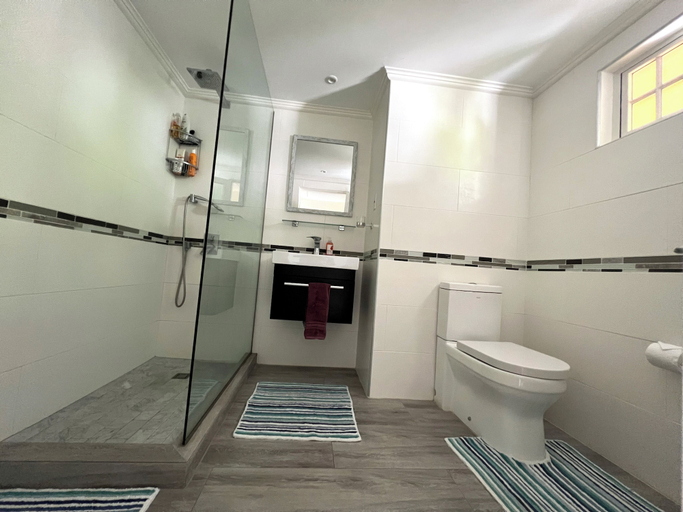 Bathroom 4, Rockley Orange Hill - by Zenbreak