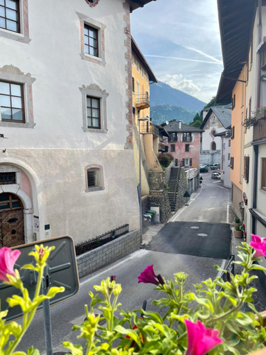 Others 5, Albergo Alpina, Trento