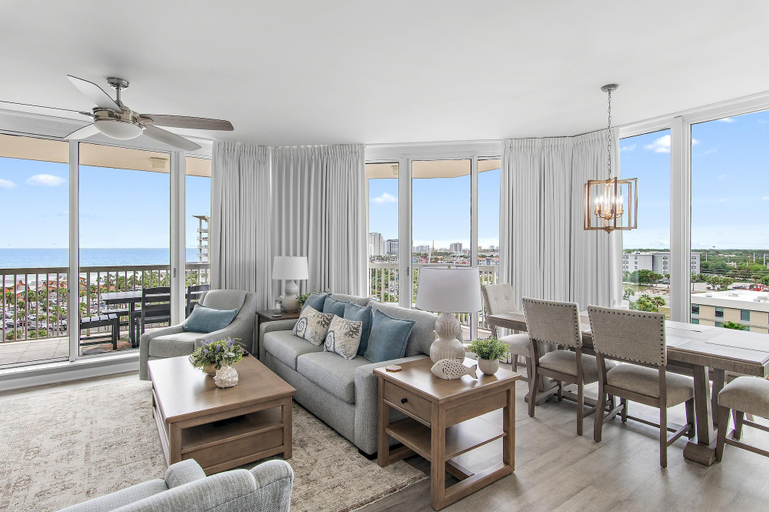 Living area 4, St. Lucia 906, Okaloosa