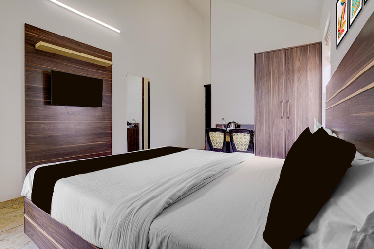 Bedroom 3, Super Townhouse Oak Rising Water Park Dharwad Formerly Rising Resorts and Spa, Dharwad