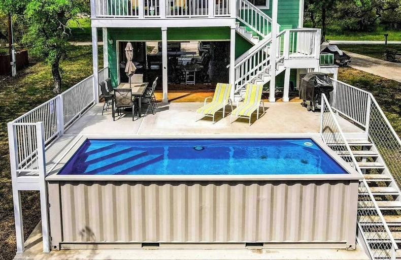 Outdoor dining 2, Waterfront Home With Game Room, Decks, Pool, Smart Tvs, Kayaks, & Gas Grill, Llano