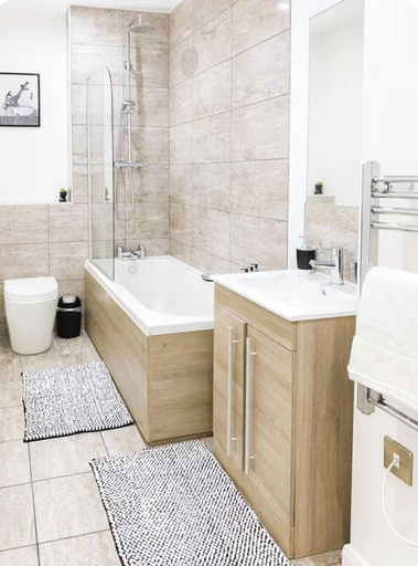 Bathroom 4, 1-bed APT Near LRI NHS Citycenter Sleeps 5, Leicester