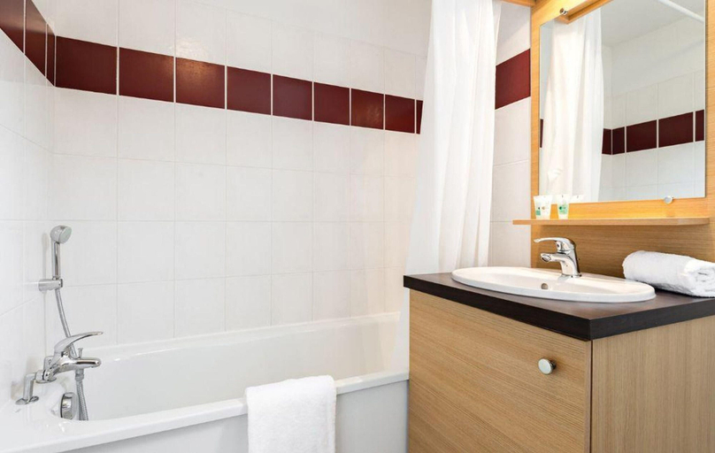 Bathroom, Lovely Duplex With Scenic Terrace, Lot