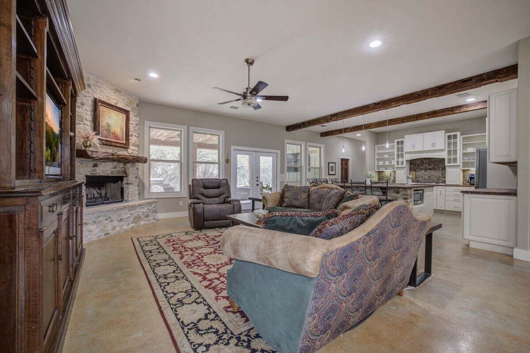 Living area 2, Hill Country Escape Hot Tub Pet Friendly, Hays