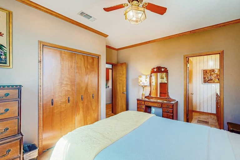 Room 4, 2-story Home With Covered Patio, Balcony, Fireplace, Streaming, Great Views, W/D, Kerr