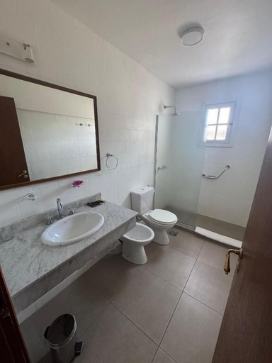 Bathroom 4, Hosteria Cumbres Blancas, Futaleufú