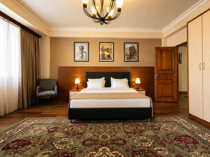 Room 2, Cathedral Plaza Hotel Gyumri