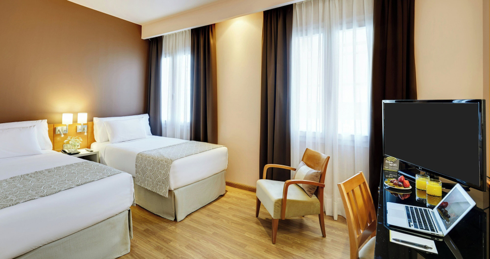 Bedroom 3, Hotel Sercotel Alcalá 611, Madrid