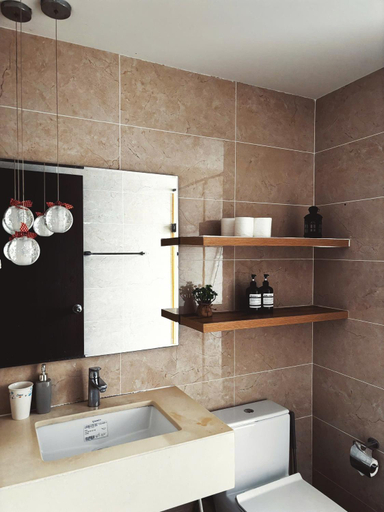 Bathroom 4, Elegance The Tresor D4, District 4