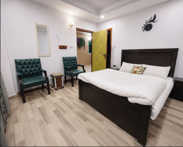Room 2, AGH Guesthouse & Rooms, Islamabad