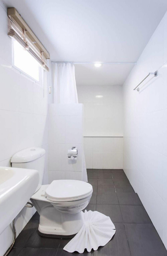 Bathroom 4, Lipda Resort, Muang Prachuap Khiri Khan